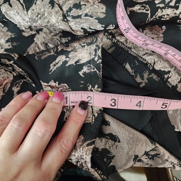 NWOT • Lulu's • Brocade Romper - Picture 13 of 13